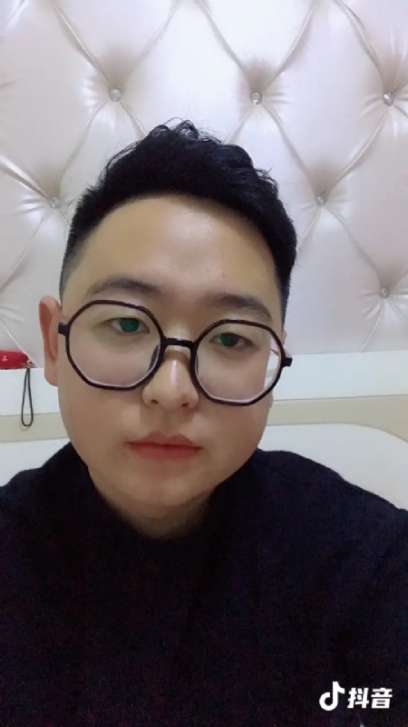 杰森的第一张照片--宁夏认干亲服务网