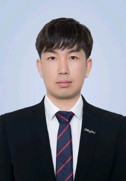 终究被人海淹没的第二张照片--宁夏认干亲服务网